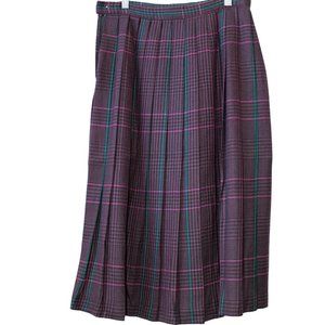 Mark Henri Ltd, Size 12, Wine Tones Color Wool Plaid Pleated Skirt